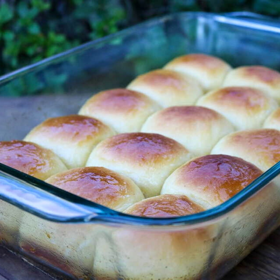 Homemade Hawaiian Rolls