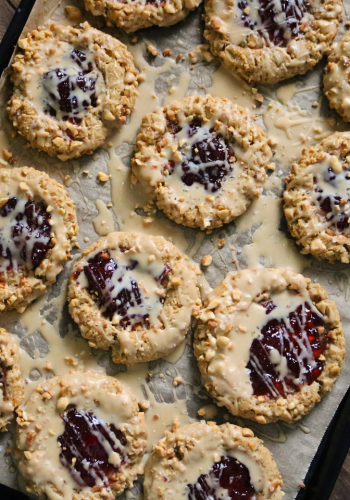 Vegan Peanut Butter and Jelly Cookies